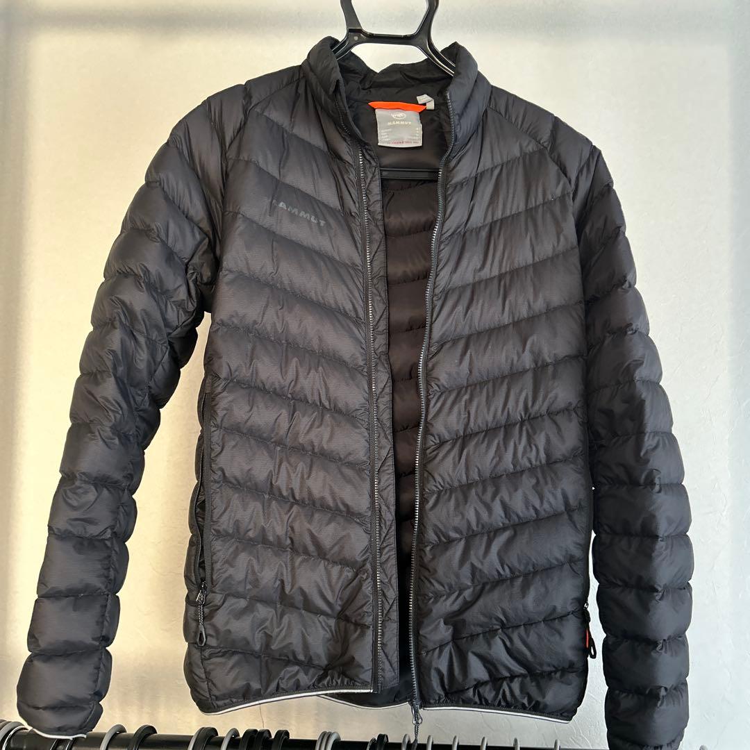 マムート メロンライト　ダウンジャケット