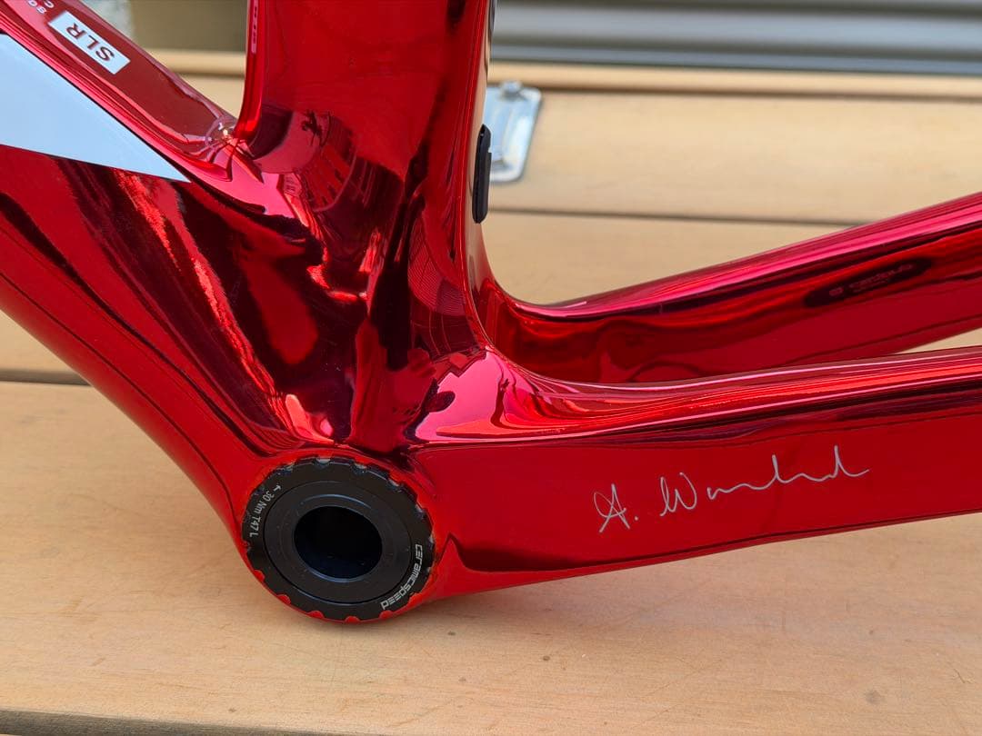 【レアカラー】TREK Madone SLR Gen6 フレームセット後期モデル