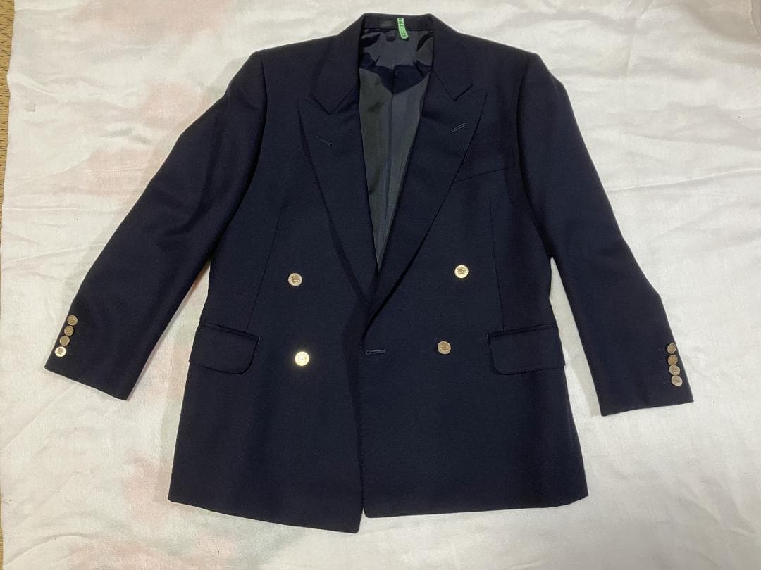 美品 バーバリーBurberrys ジャケットダブル　金ボタン ネイビー