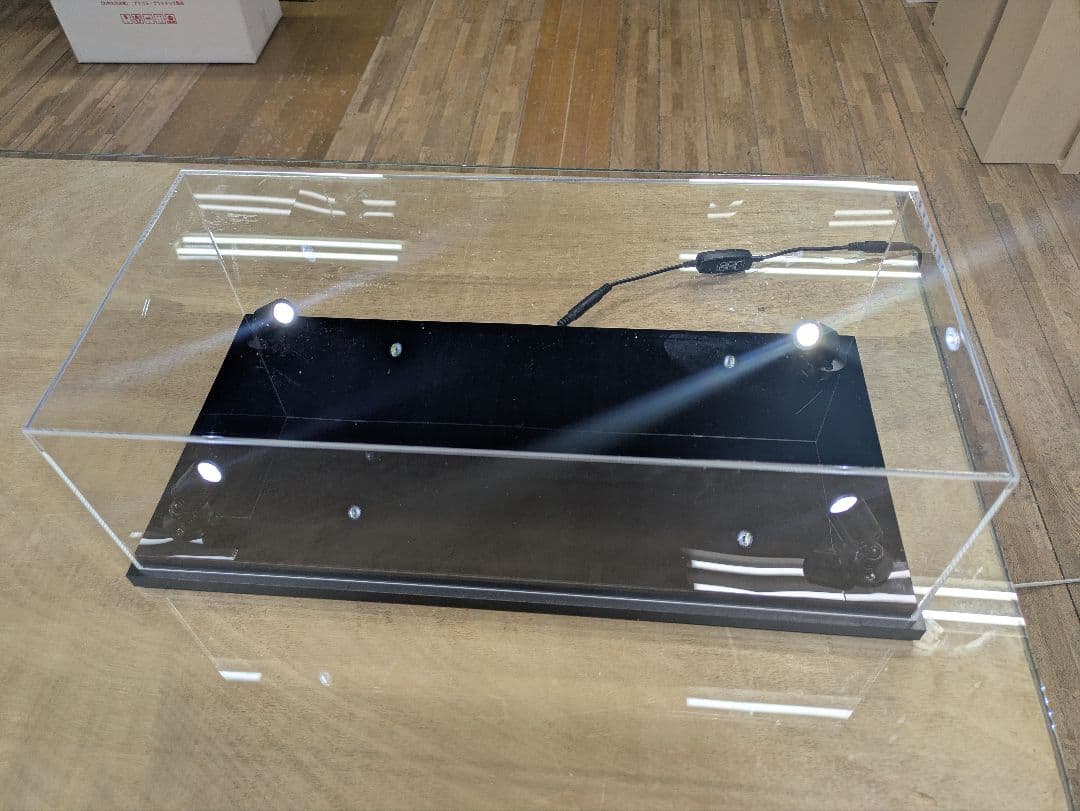 たまねこ様　アクリルショーケース　透明5面体