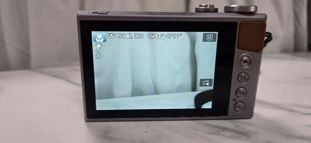 【お値下げしました！】 Canon G9 X シルバー コンパクトデジタルカメラ