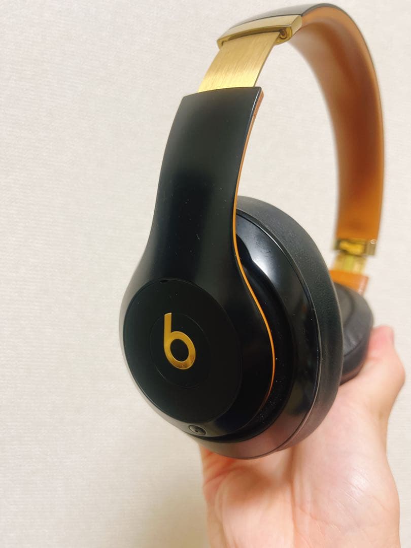 Beats studio ワイヤレスヘッドホン 限定色