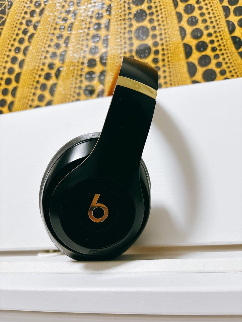 Beats studio ワイヤレスヘッドホン 限定色