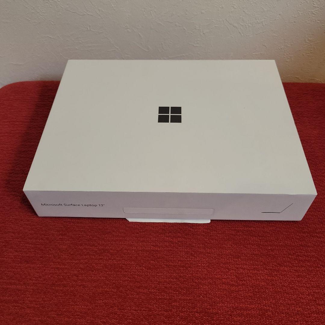 Microsoft Surface Laptop13インチ2095開封未使用品