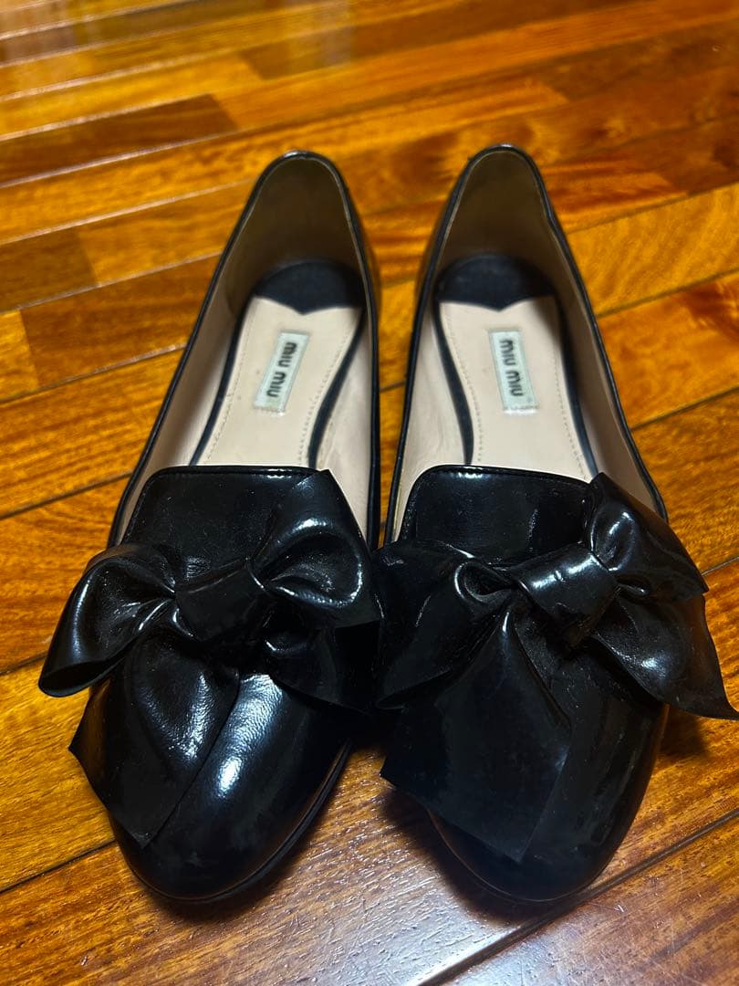 miu miu ブラック リボン フラットシューズ