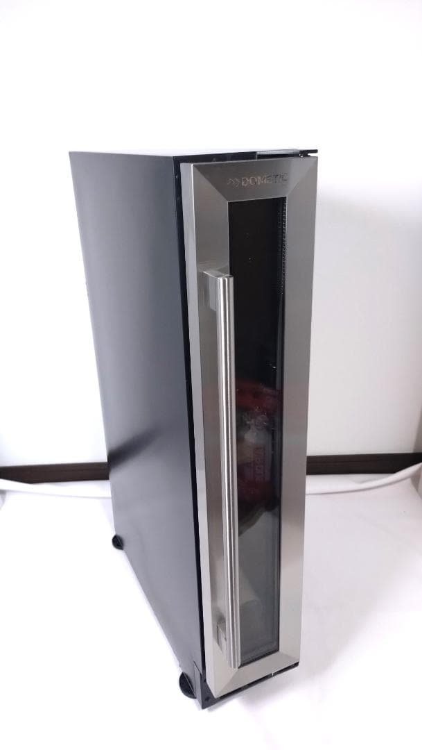 【未使用品】Dometic ワインセラー スリムタワー ST7 右開き