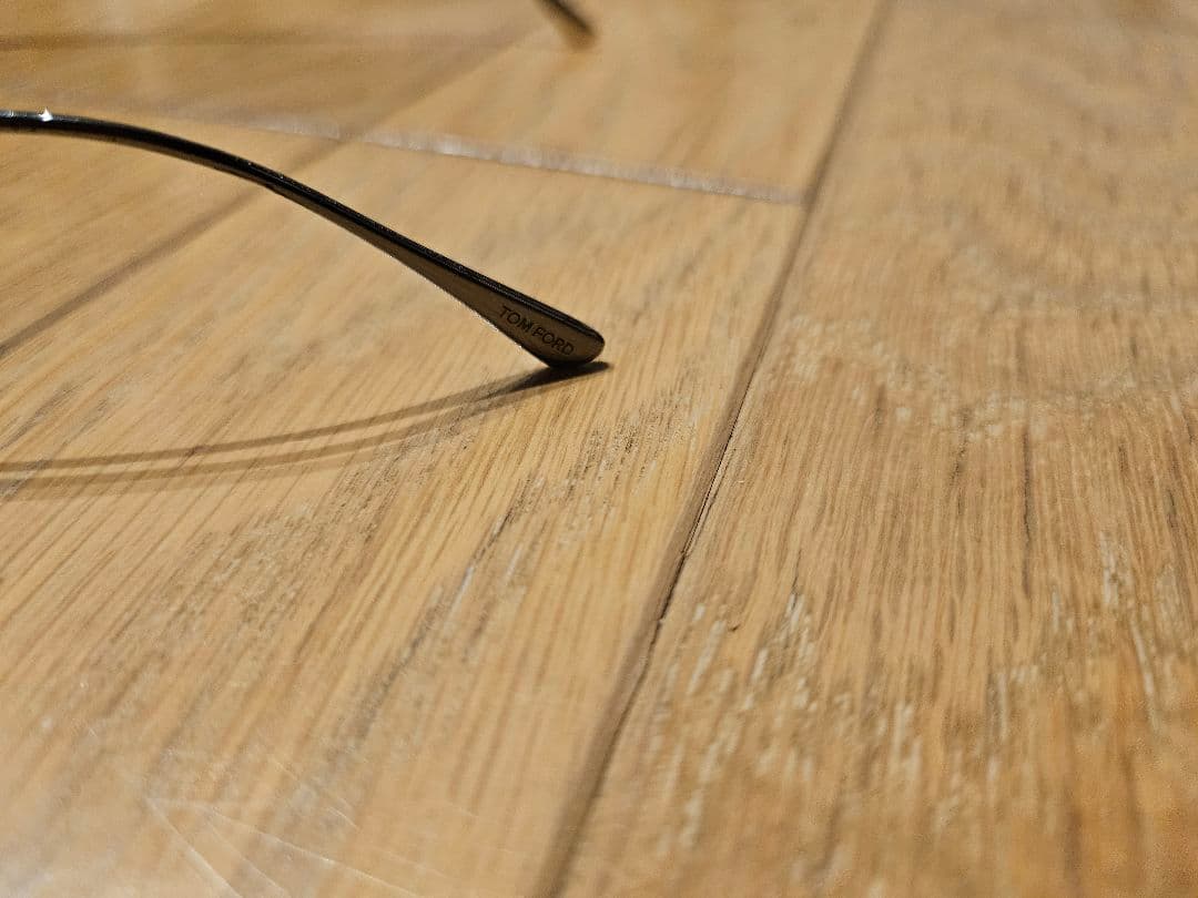 【美品】TOM FORD トムフォード サングラス TF5496 005 訳あり