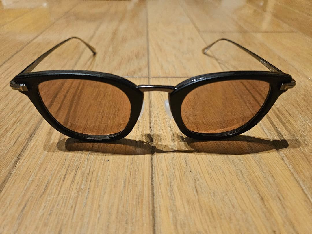 【美品】TOM FORD トムフォード サングラス TF5496 005 訳あり