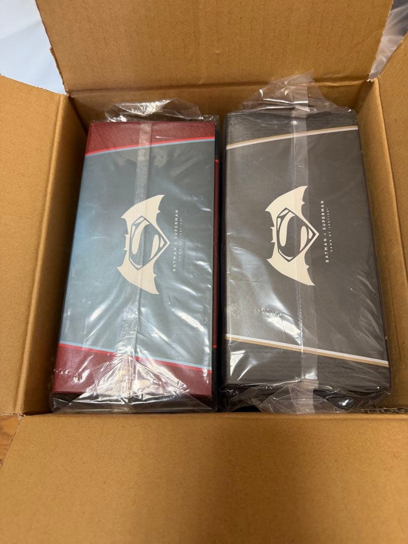 【新品未開封】ホットトイズ バットマン vs スーパーマン ジャスティスの誕生
