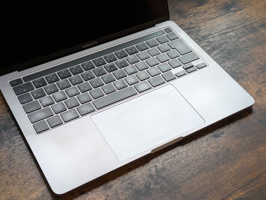 Macbook Pro 13inch 256GB メモリ16GB (2020)