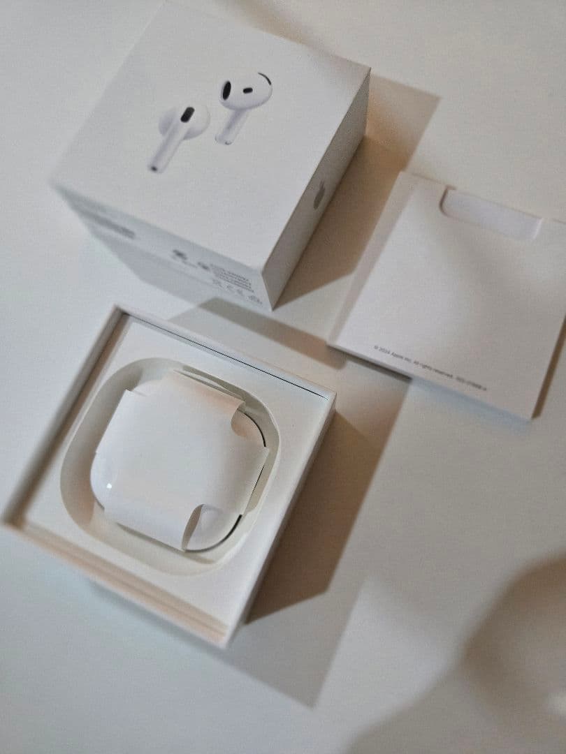 AirPods4 本体 ANC ホワイト MXP93J/A