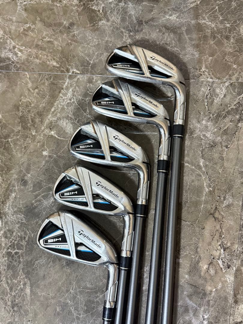 TaylorMade SIM アイアンセット 5本　カーボンシャフトS