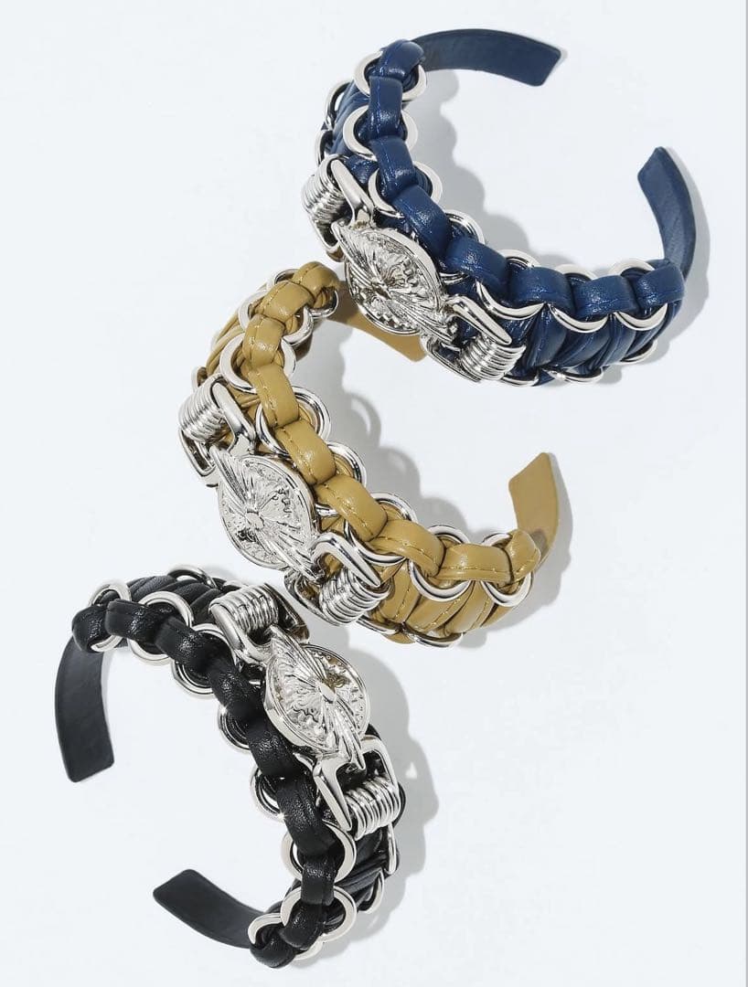 TOGA TOO バングル　25aw