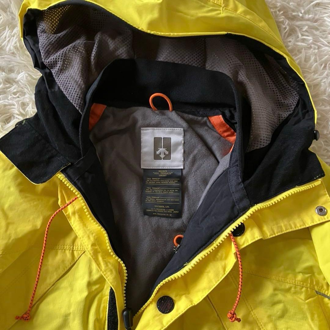 #Y11✨DESCENTE✨スキー スノボ ウェア 上下 メンズM