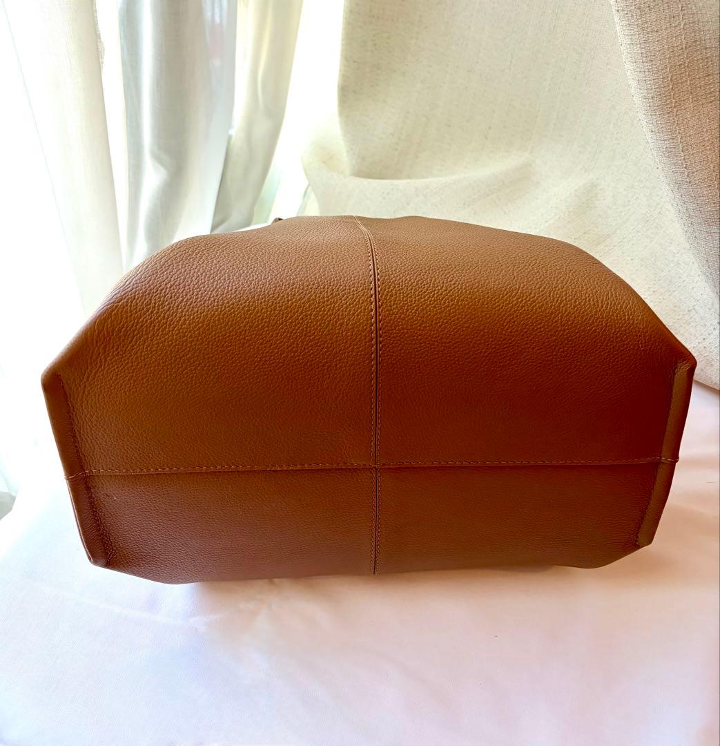 ポレーヌ Pole’ne Numero9 キャメルブラウン　レザー ハンドバッグ