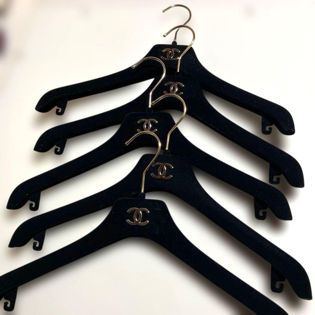 Chanel シャネル ブラック ベルベット衣類ハンガー　5本セット　非売品