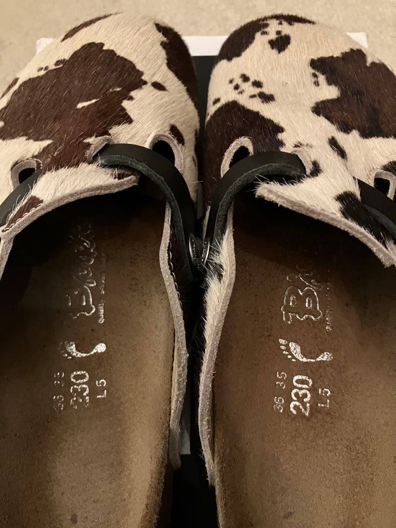 牛柄ファーサボサンダル　レア
