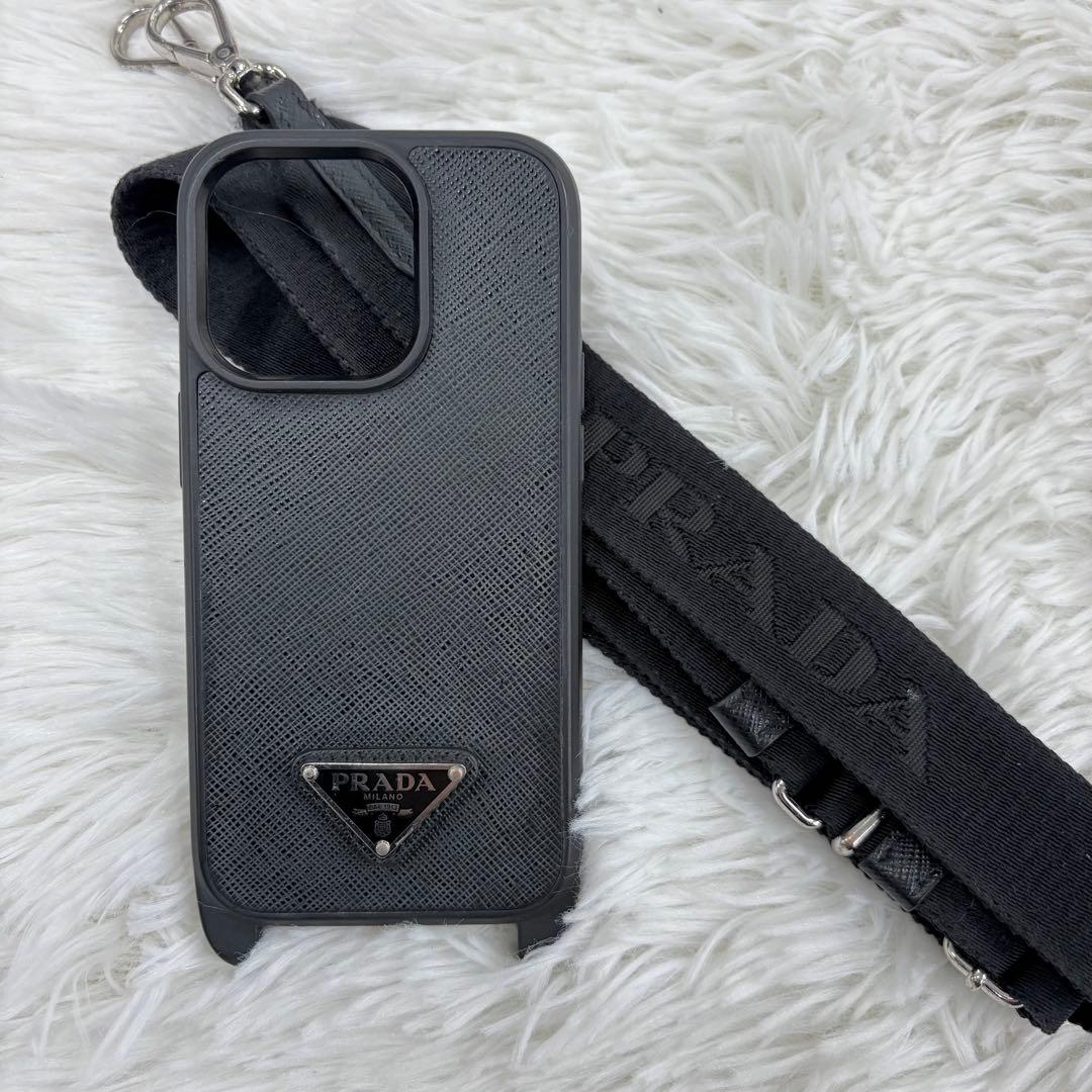 PRADA プラダ iPhoneケース 15pro ショルダー付 首掛け スマホ