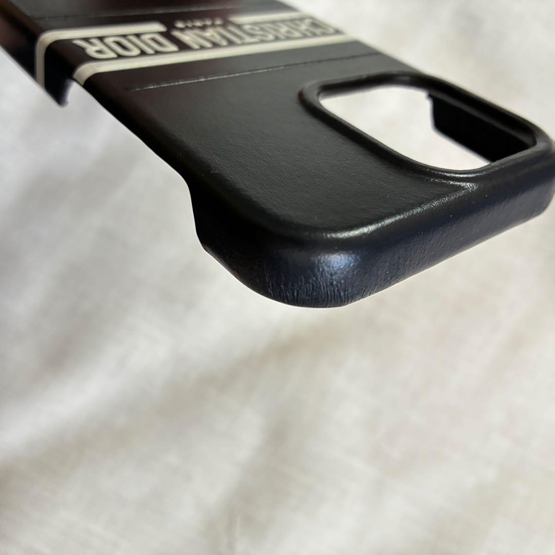 CHRISTIAN DIOR ストラップ付きiPhoneケース iPhone15