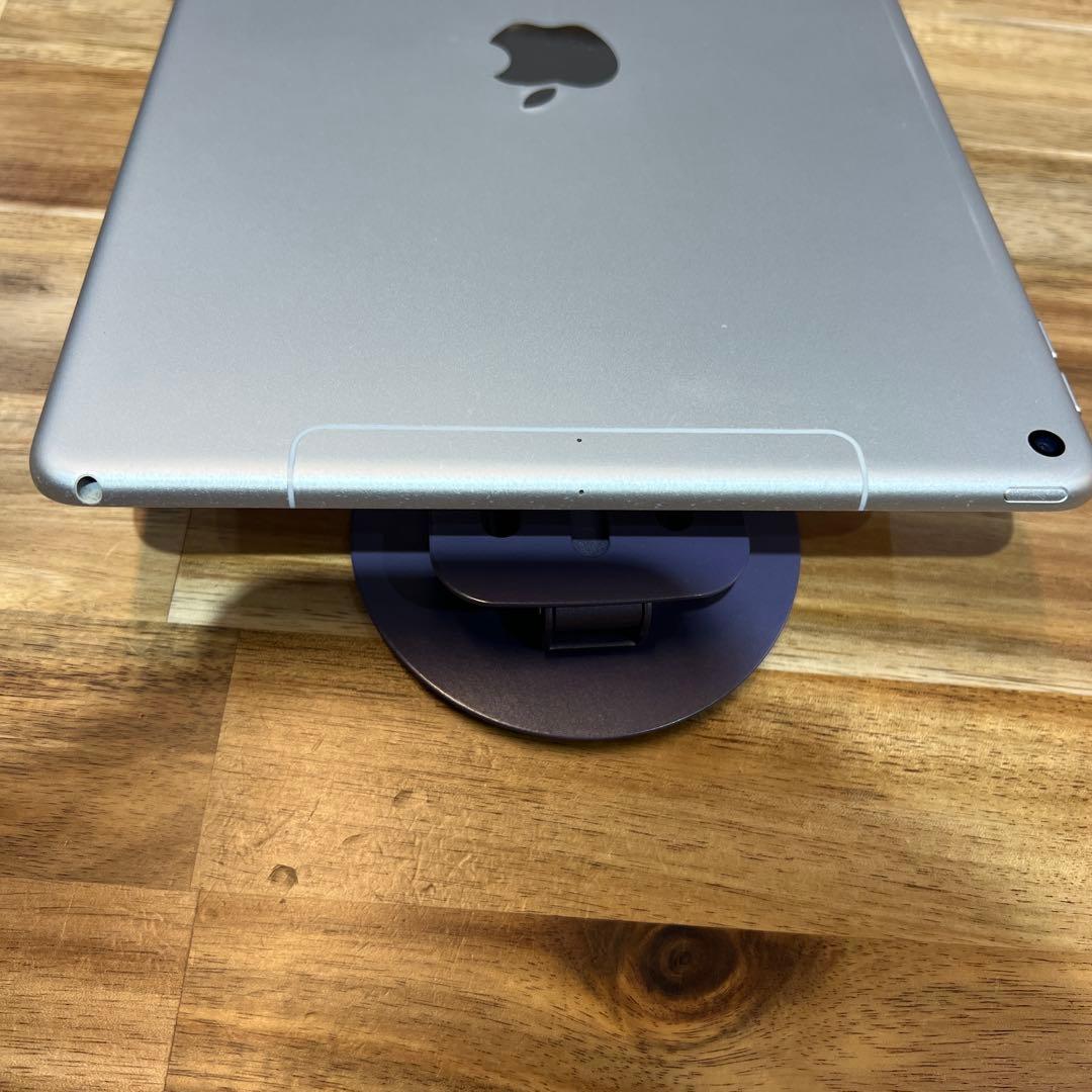 K1344 SIMフリー　 ipadAir 第3世代64GB