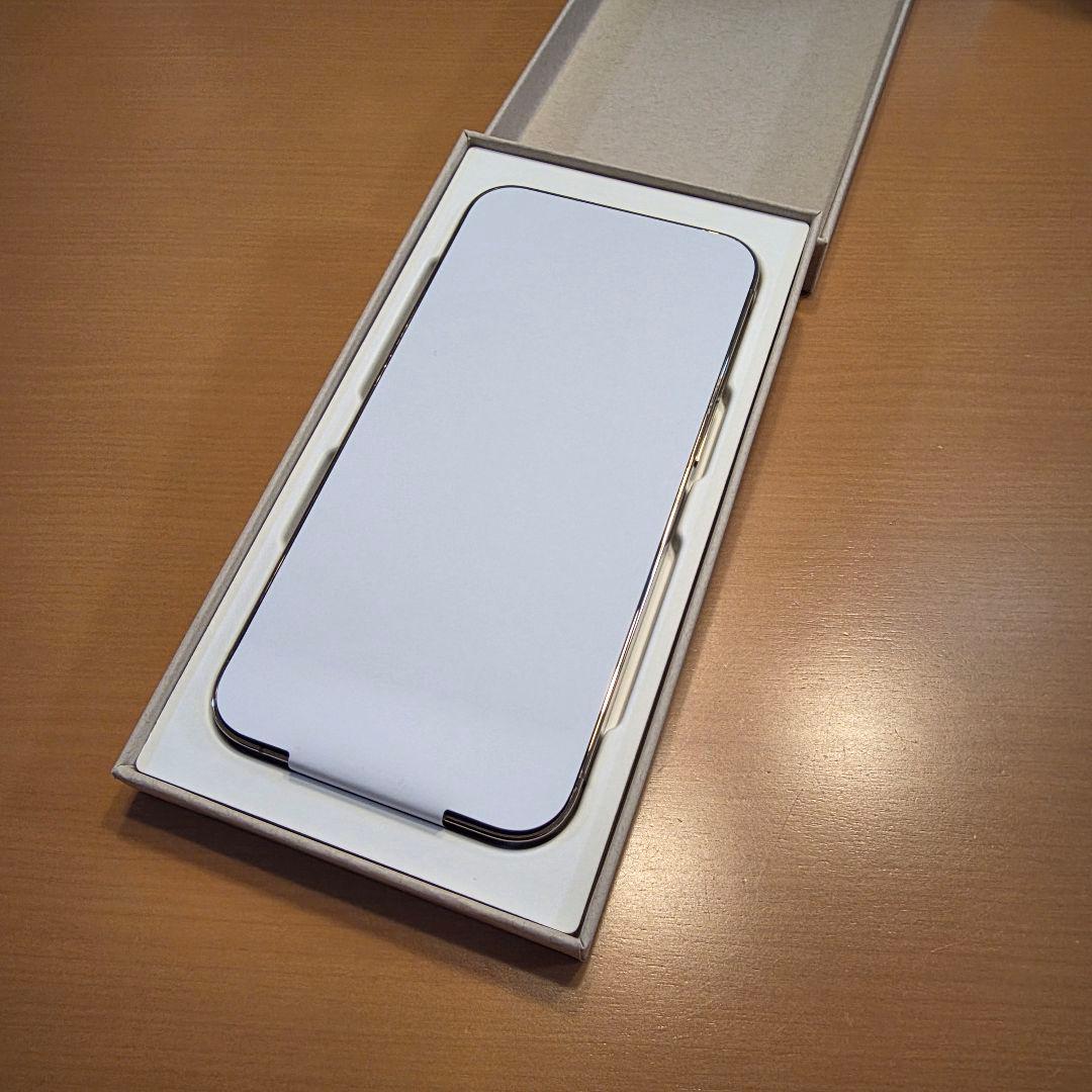 Apple iPhone 13 Pro ゴールド バッテリー正規交換済
