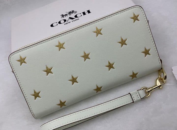 新品未使用コーチ長財布スター星柄ホワイトレディースメンズ送料無料即日発送