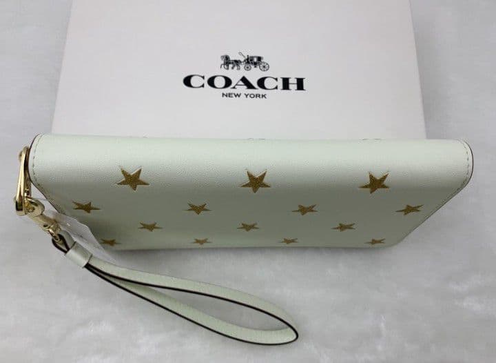 新品未使用コーチ長財布スター星柄ホワイトレディースメンズ送料無料即日発送