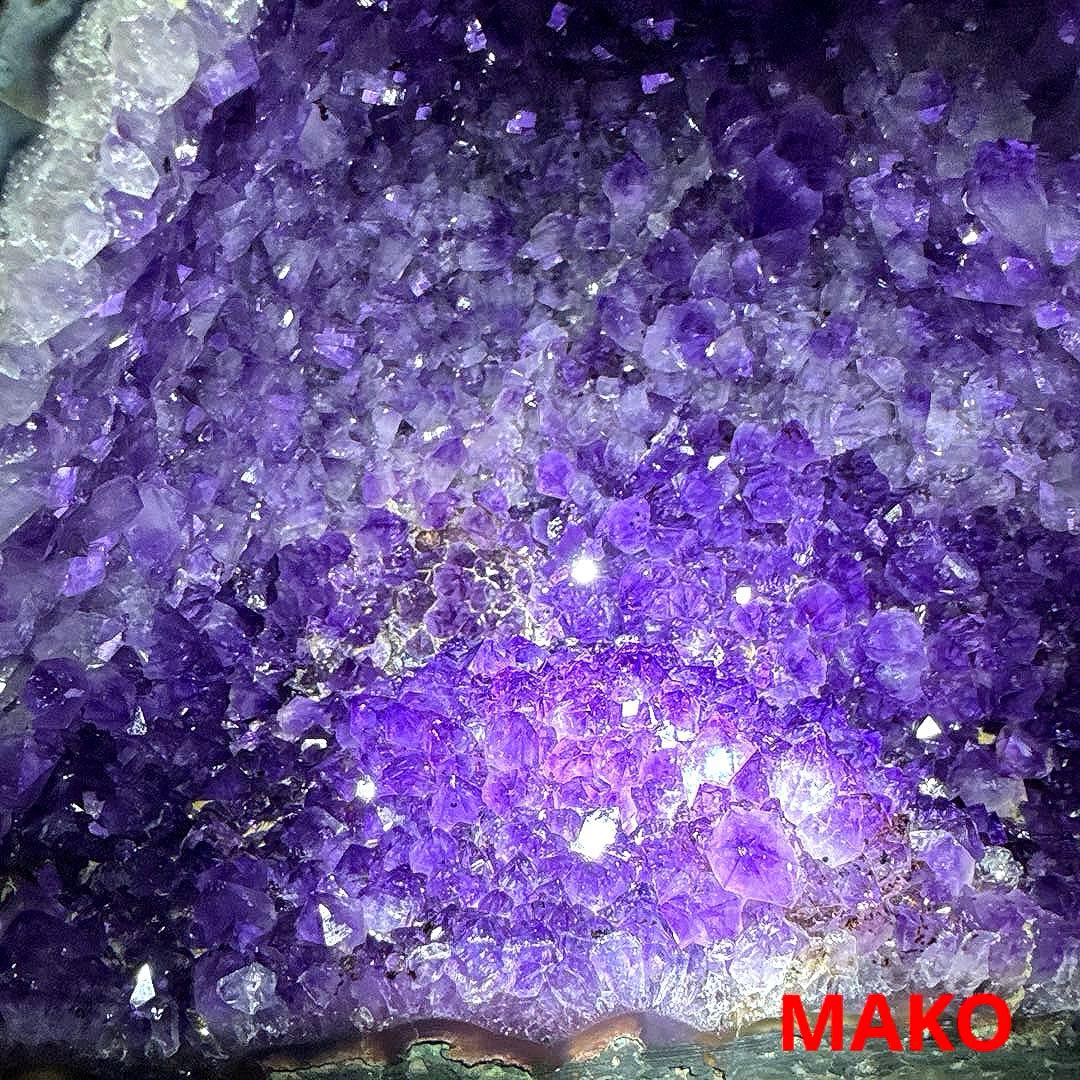 M1838☆アメジストドーム8.0Kg☆ブラジル産☆天然石☆N51015