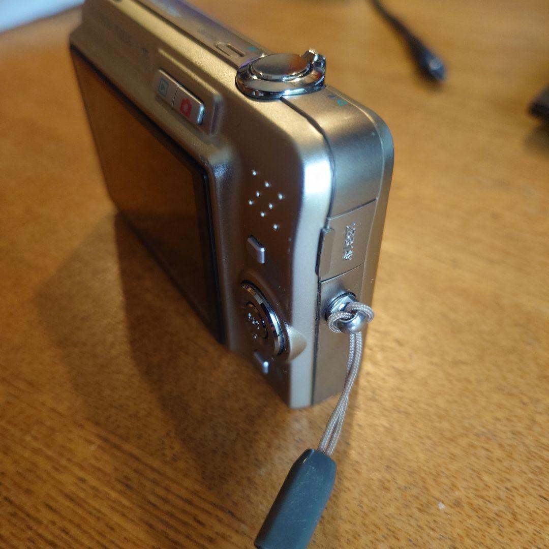 CASIO　EXILIM　液晶デジタルカメラ