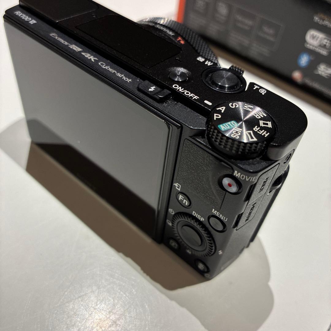 【美品】RX100M6 コンデジ　おまけ多数