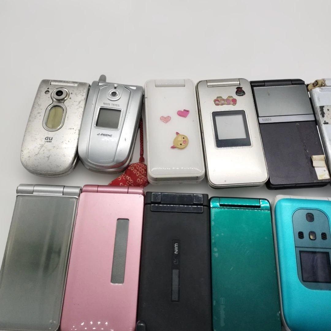 【ジャンク】パカパカ携帯　折りたたみ式携帯電話まとめ売り
