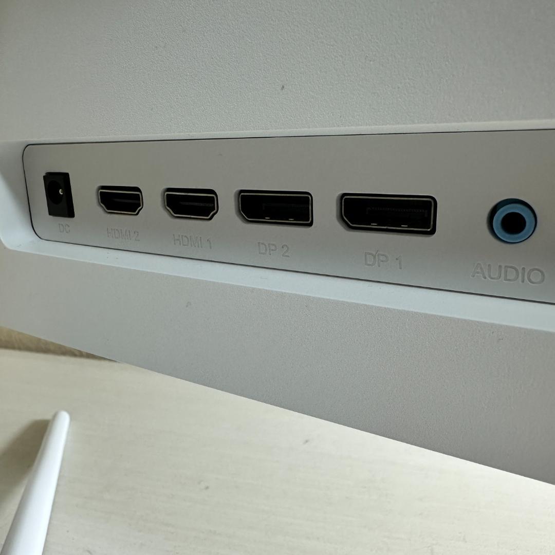 180Hz WQHD 27インチ ゲーミングモニター