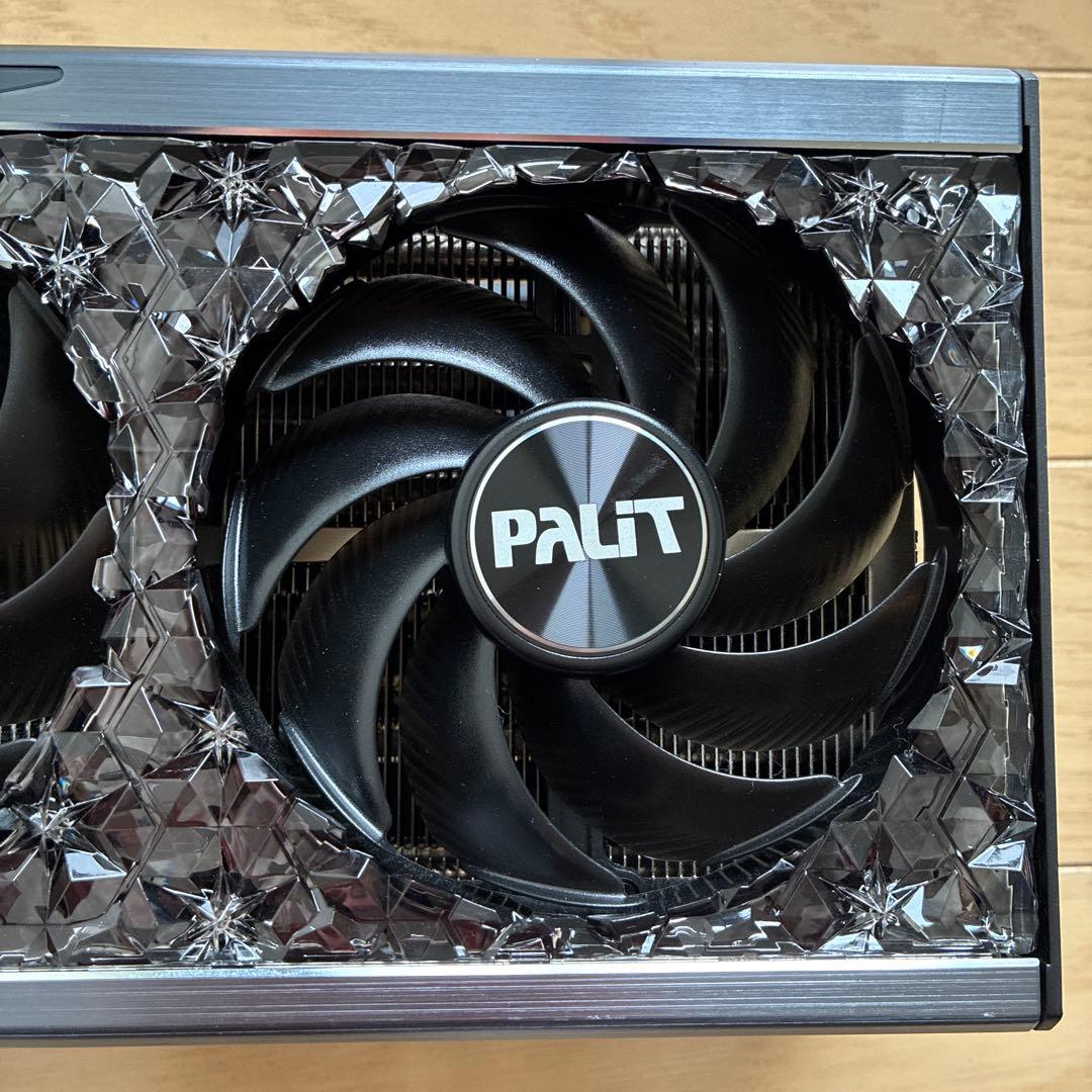 palit RTX 4090 ヒートシンク　3連ファン　バックプレート