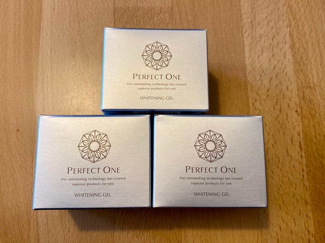 パーフェクトワン薬用ホワイトニングジェル　3個セット