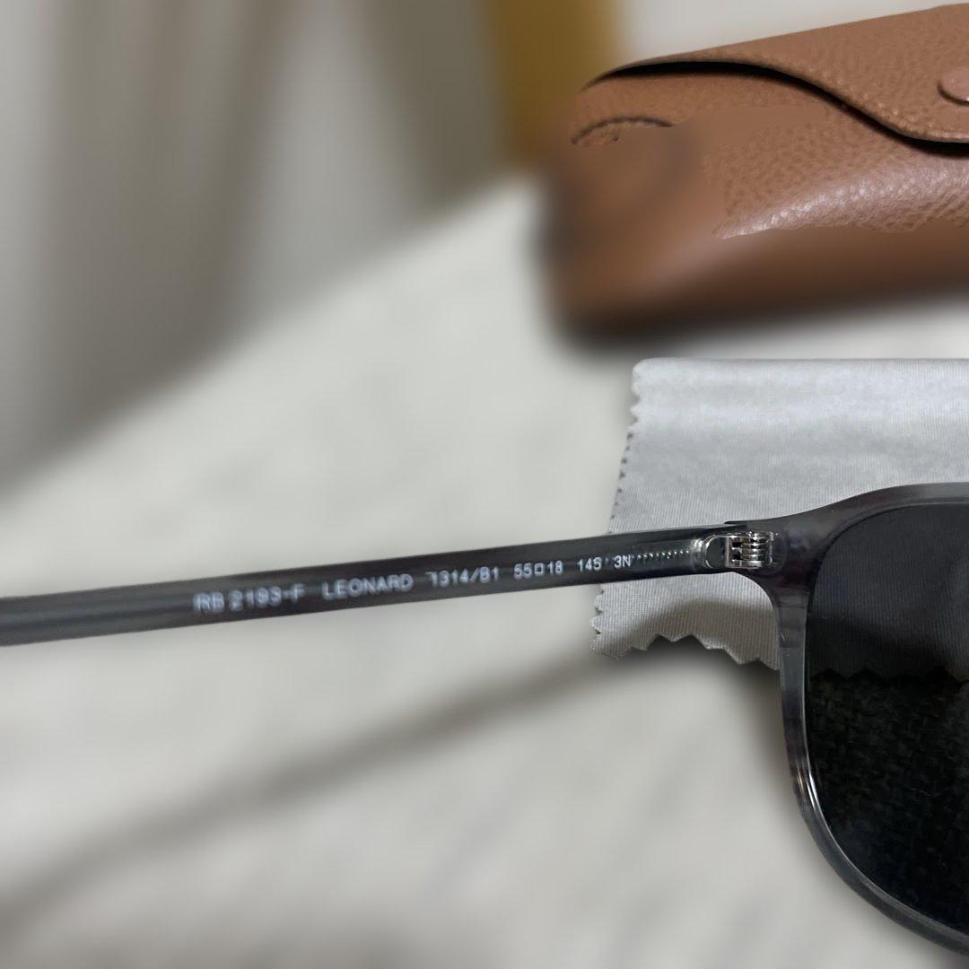 キートン様　RayBan LEONARD RB2193-F グレー