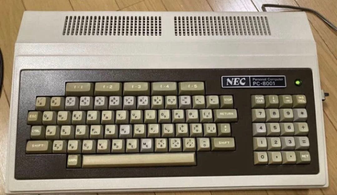 NEC PC-8001 パーソナルコンピュータ 本体 付属品付き 通電確認済み