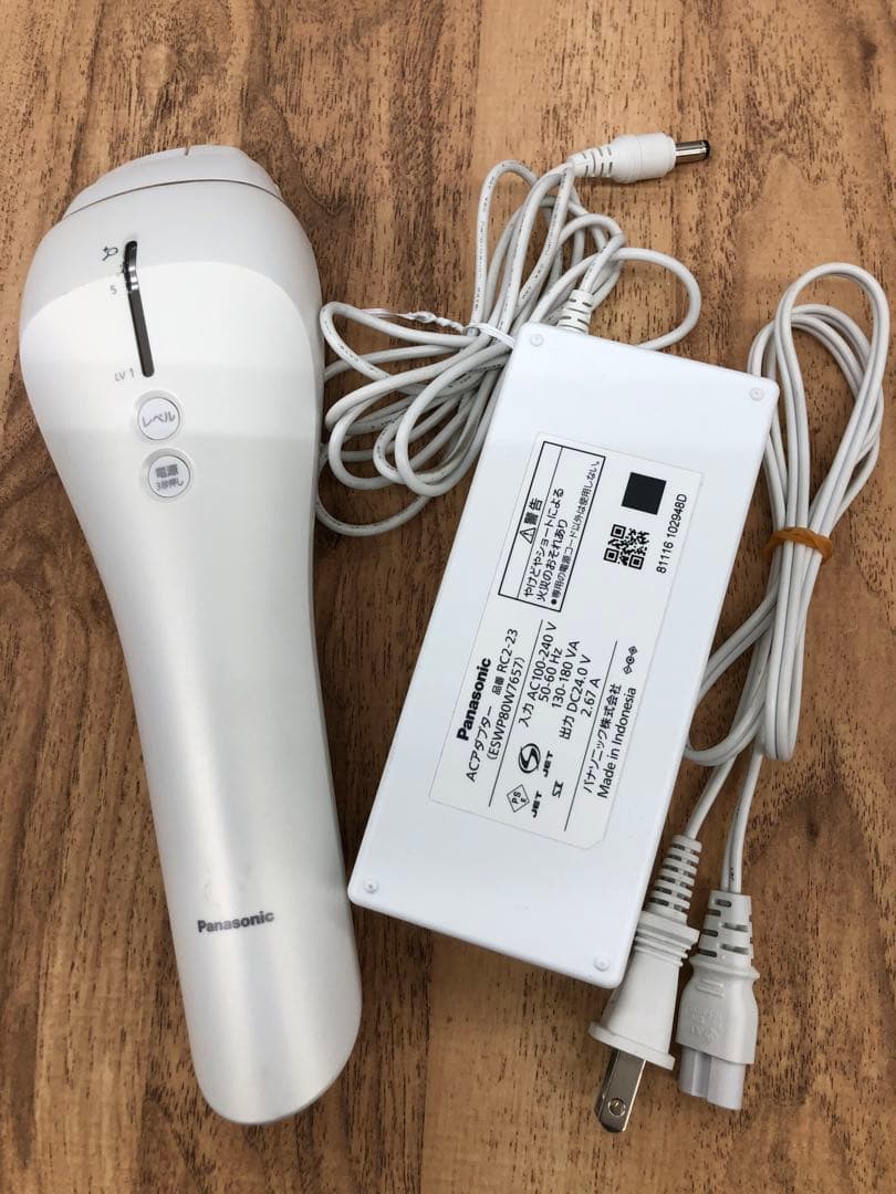 Panasonic 脱毛器 ES-CWP81 ホワイト