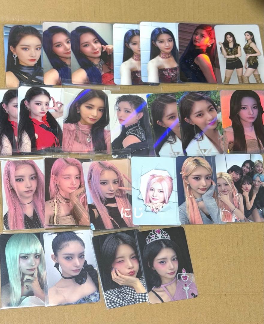 EVERGLOW トレカ イロン