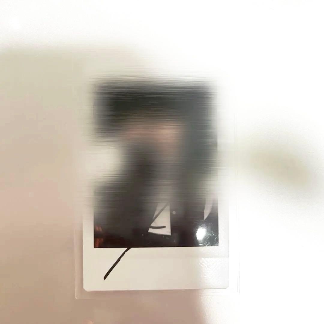 WEi ウィアイ ジュンソ ヨントン 対面 ポラロイド チェキ サイン