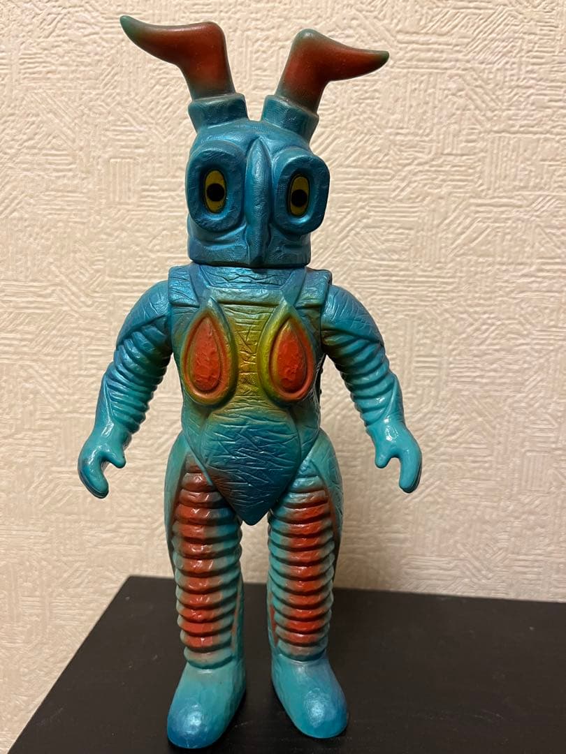 せ*ゃ様 ブルマァク　ゼットン　ソフビ