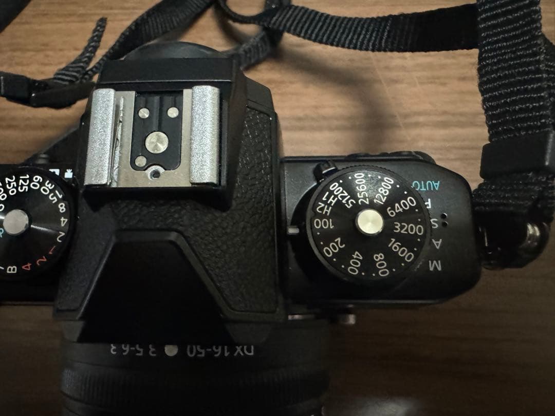 Nikon Zfcミラーレスカメラ + DXレンズ