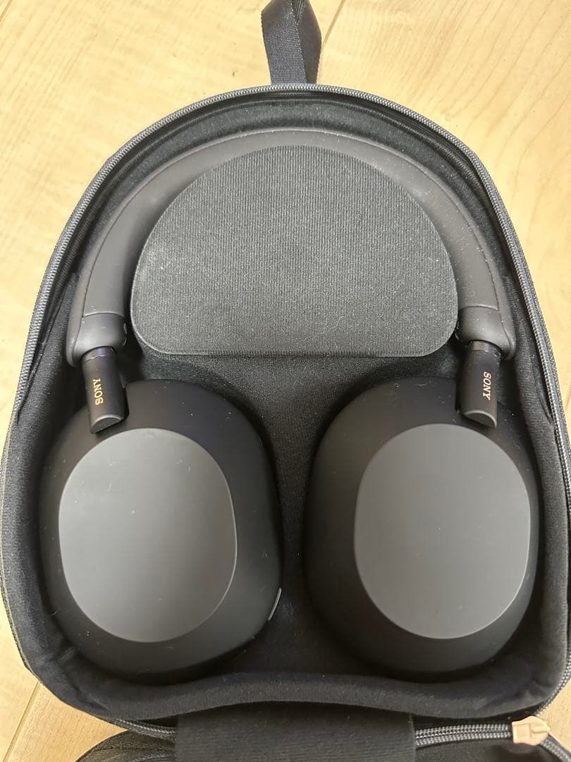 SONY WH-1000XM5 ワイヤレスヘッドフォン　【保証書付き】