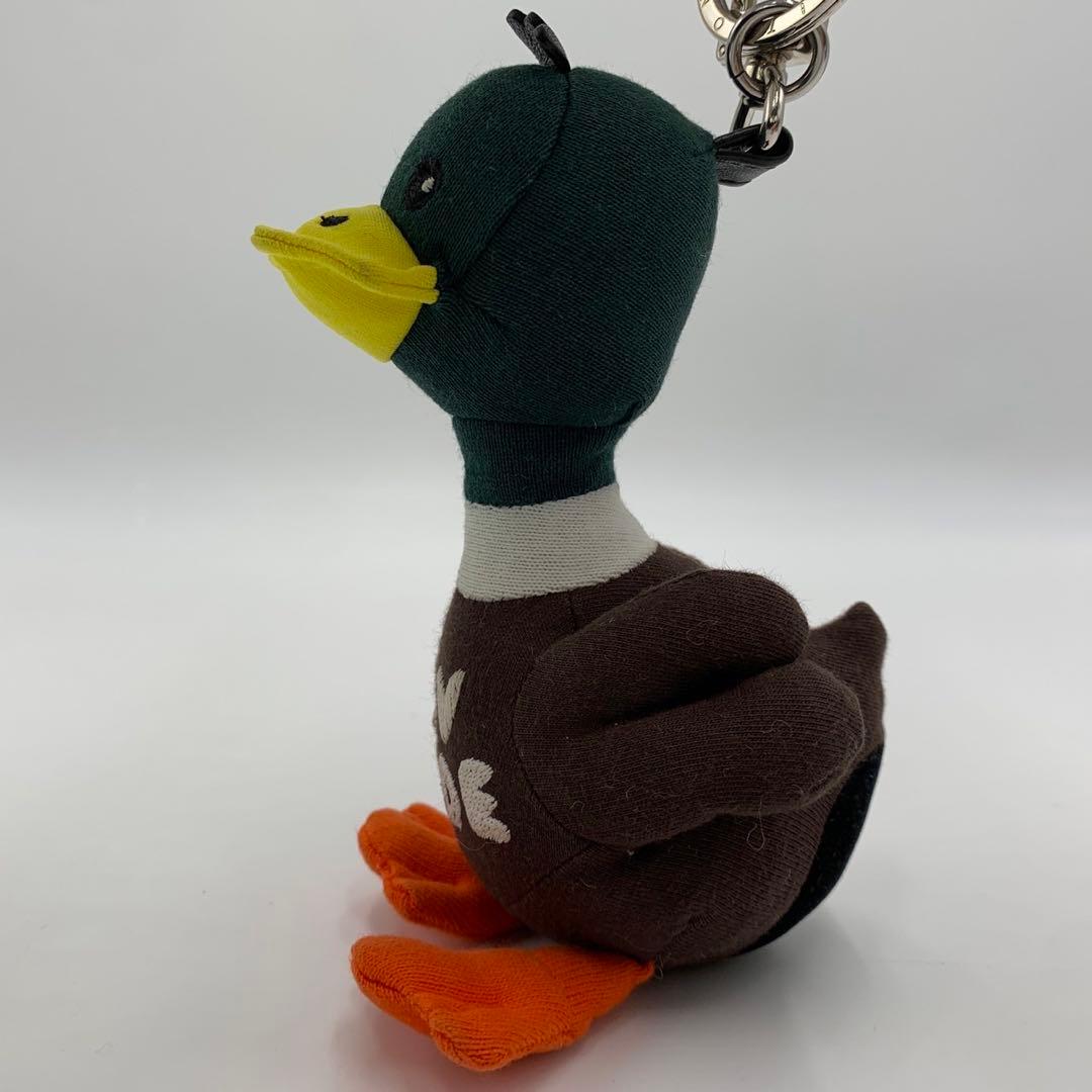 ［美品］ルイヴィトン × NIGOコラボ　バッグチャーム ポルトクレ　ダック