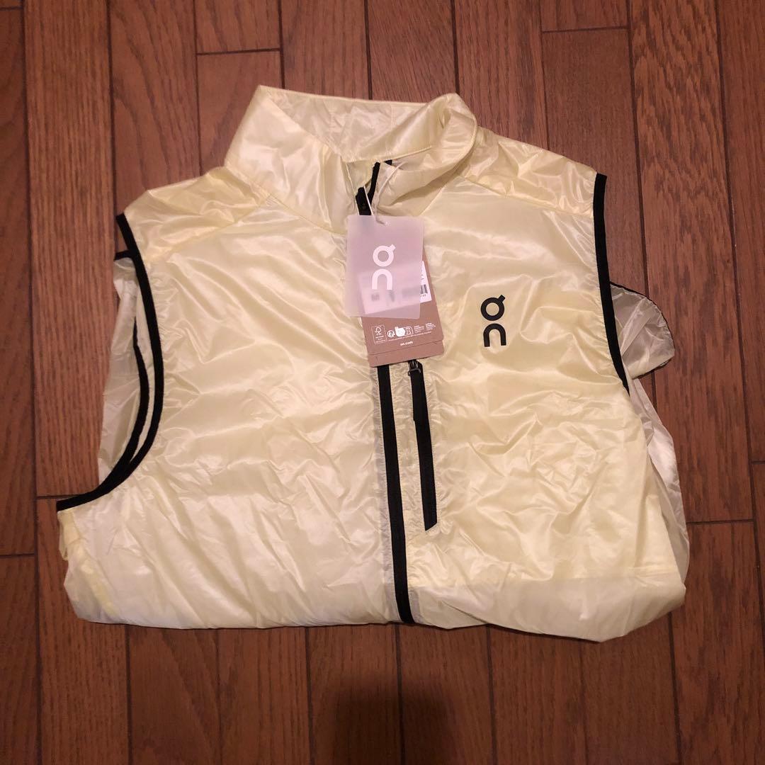On(オンWeather Vest ウェザー ナイロンベスト イエロー M