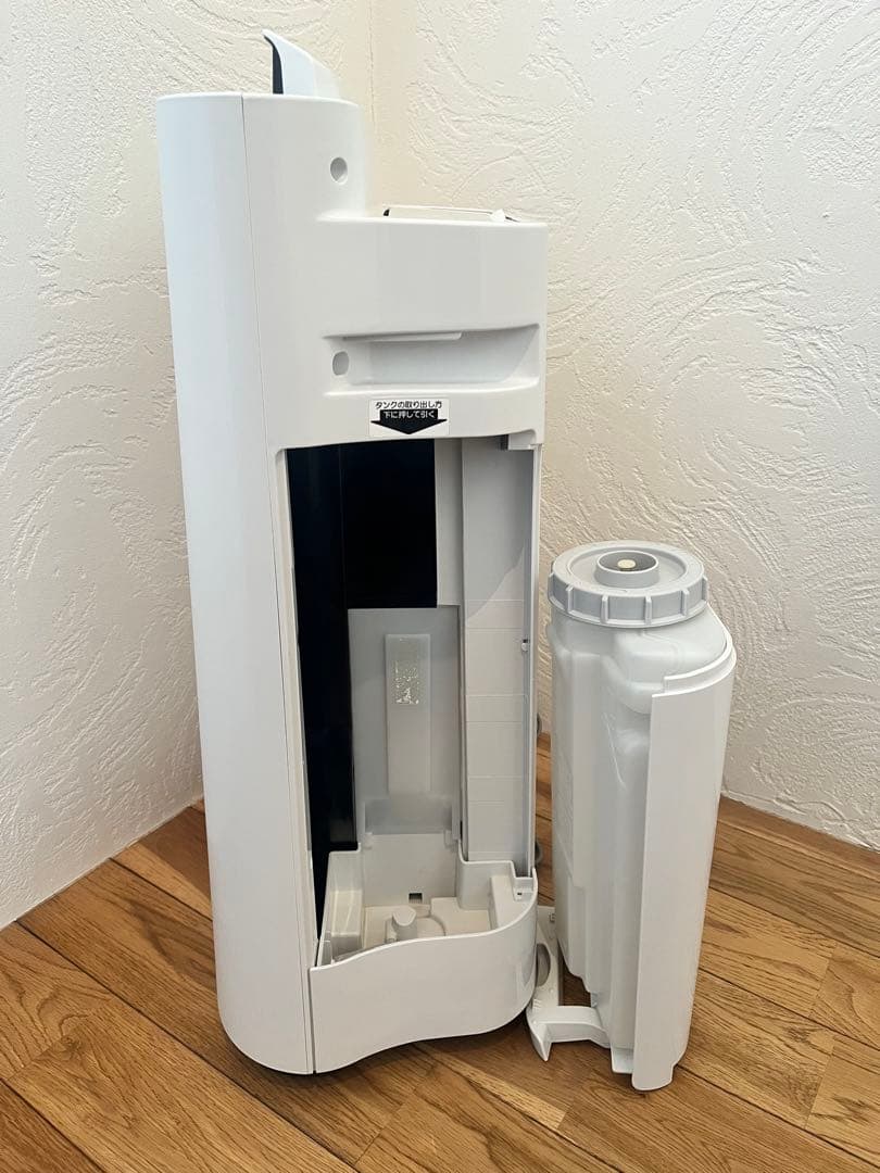 2023年製 SHARP 加湿空気清浄機　KC-50TH7-W ホワイト