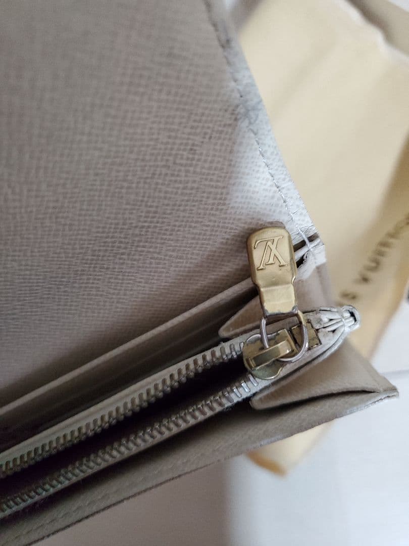 LOUIS VUITTON ダミエ・エベヌ 長財布 箱付き