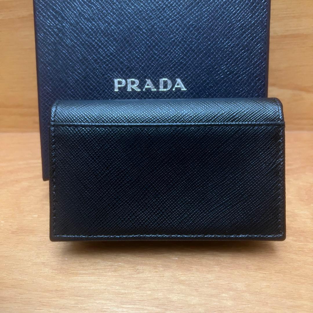 しょう　PRADA サフィアーノレザー 名刺入れ ブラック