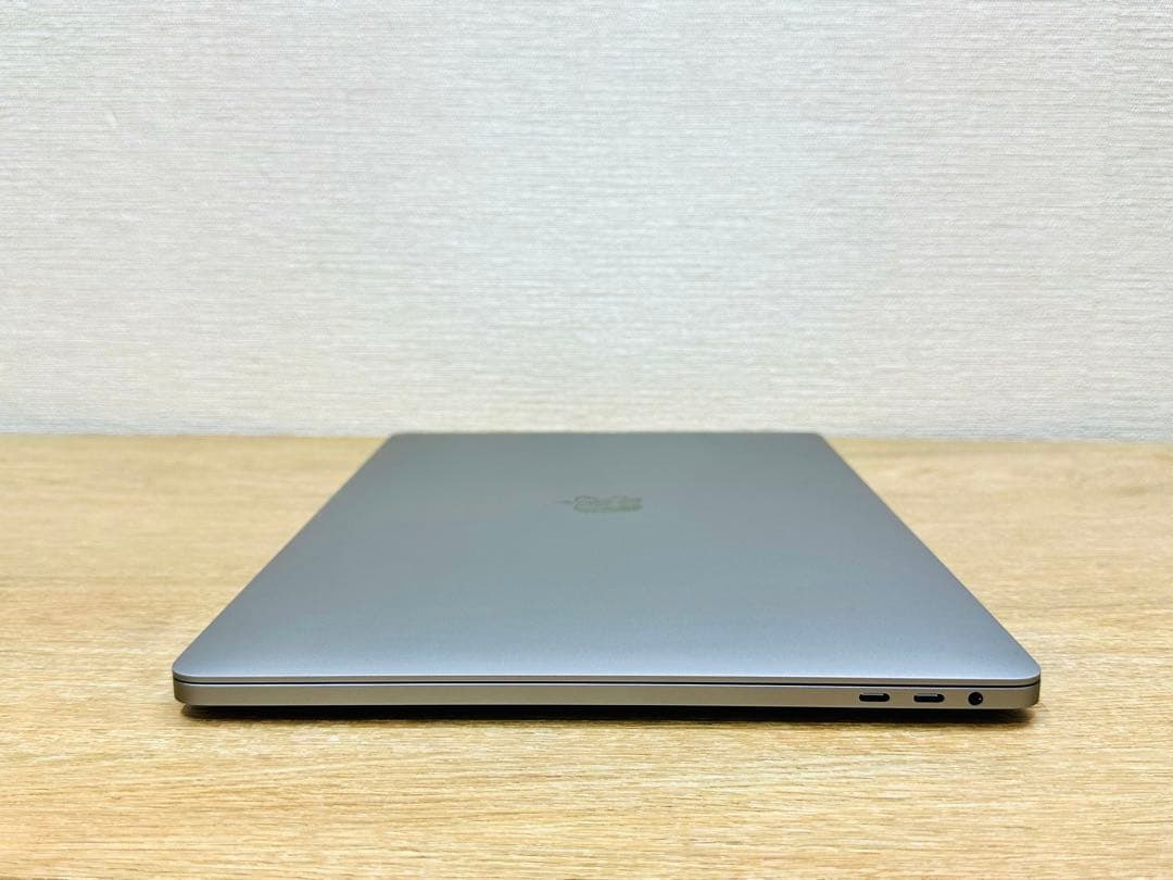 2025年OS] MacBook Pro ／4K／SSD512GB／Office