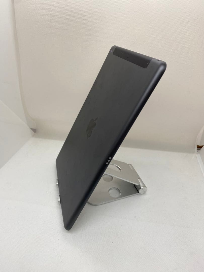 Ipad 第8世代 128GB Wi-Fi + Cellular 98032