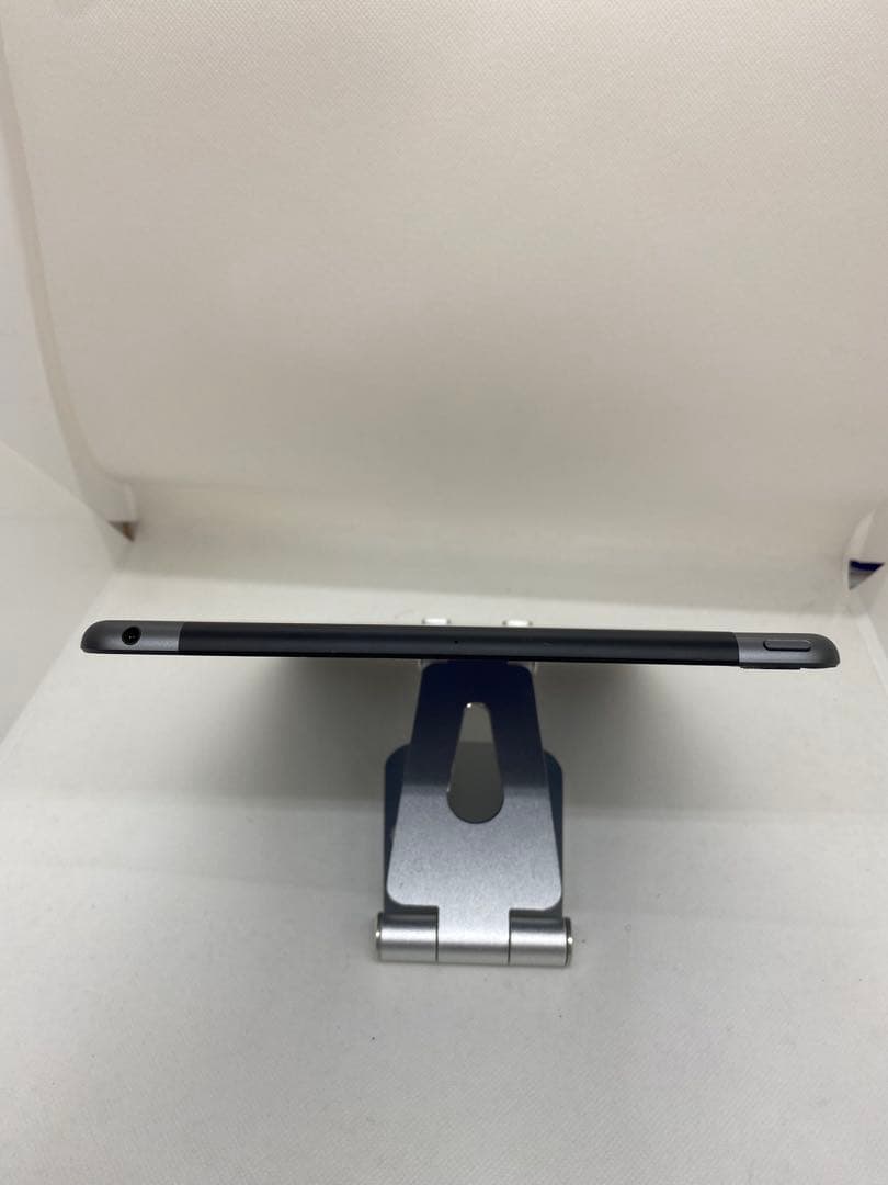 Ipad 第8世代 128GB Wi-Fi + Cellular 98032